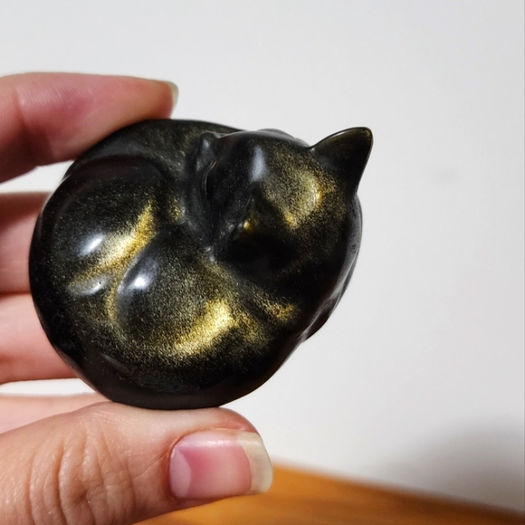 Golden Sheen Obsidian Cat - Picture 1 of 6